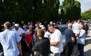 Foto: N.G / Radiosarajevo.ba / Građani na protestu podrške Osmanu Mehmedagiću